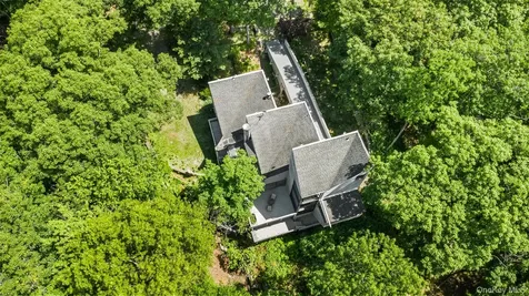 8 Cliff Court Carmel NY 10512