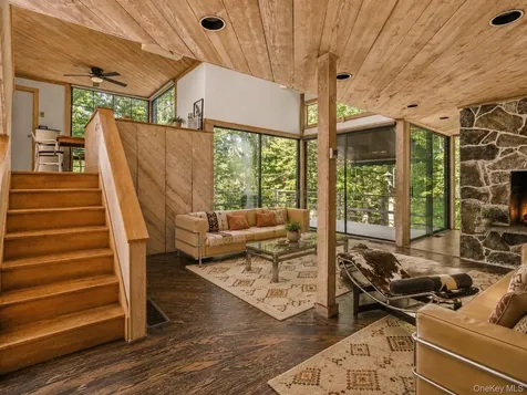8 Cliff Court Carmel NY 10512
