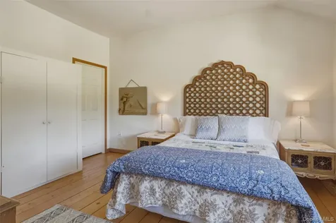 5 - 7 Downer Lane Woodstock NY 12498