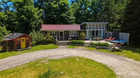 5 - 7 Downer Lane Woodstock NY 12498