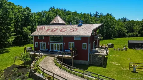 5 - 7 Downer Lane Woodstock NY 12498