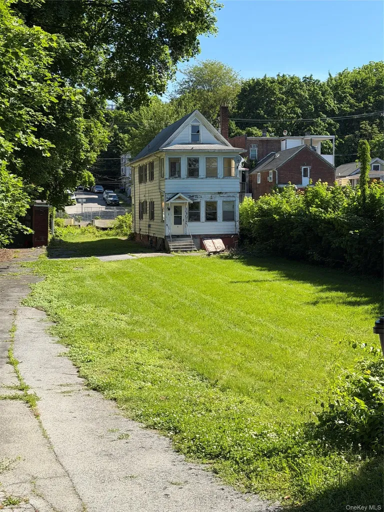 15 Duane Street Poughkeepsie NY 12601