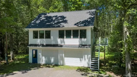 19 Blues Quarry Woodstock NY 12498