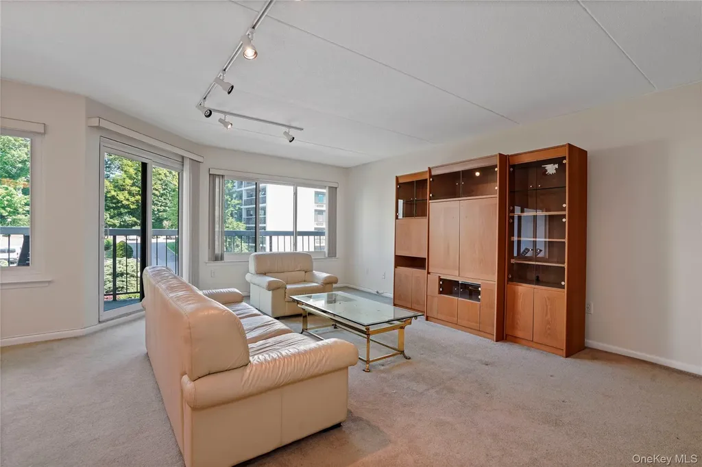 200 High Point Drive Hartsdale NY 10530