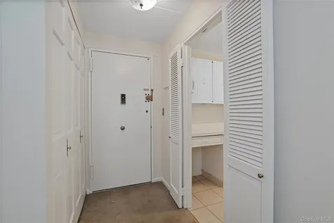 200 High Point Drive Hartsdale NY 10530