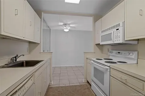 200 High Point Drive Hartsdale NY 10530