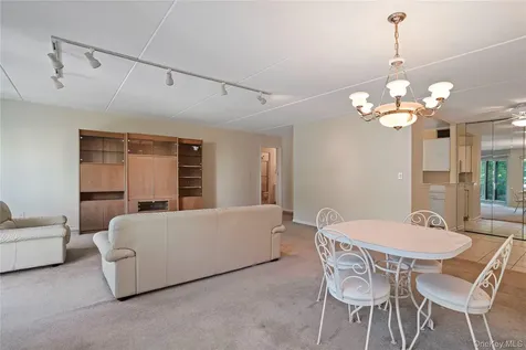 200 High Point Drive Hartsdale NY 10530