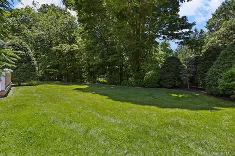 758 Heritage Hills Somers NY 10589