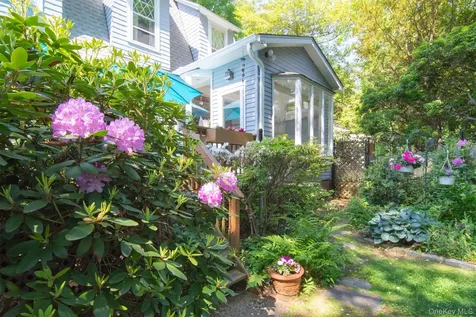 251 Mount Hope Boulevard Hastings-on-hudson NY 10706