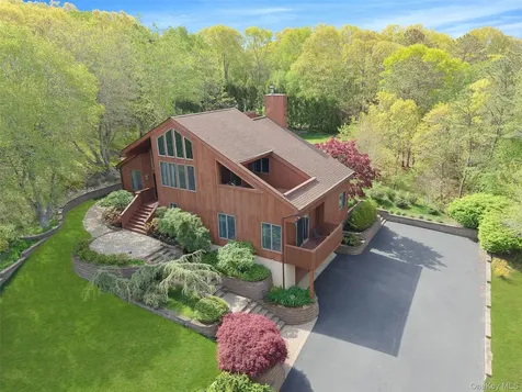 72 Jean Court Riverhead NY 11901