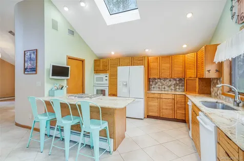 72 Jean Court Riverhead NY 11901