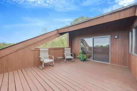 72 Jean Court Riverhead NY 11901