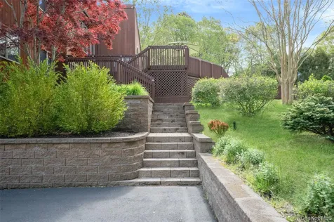 72 Jean Court Riverhead NY 11901