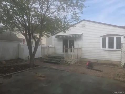 218 Park Avenue Hicksville NY 11801