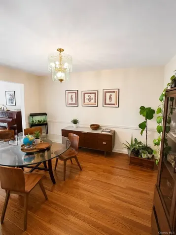 552 Manor Ridge Road Pelham NY 10803