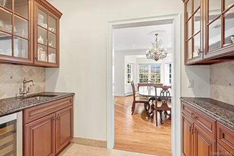 590 West Street Harrison NY 10528
