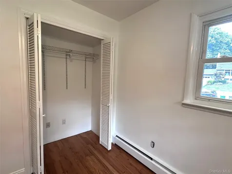 171 Roosevelt Road Hyde Park NY 12538