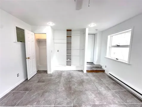 171 Roosevelt Road Hyde Park NY 12538