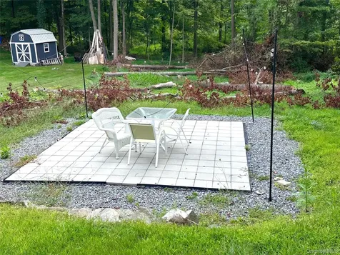171 Roosevelt Road Hyde Park NY 12538