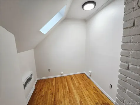 52 Mist Lane Westbury NY 11590