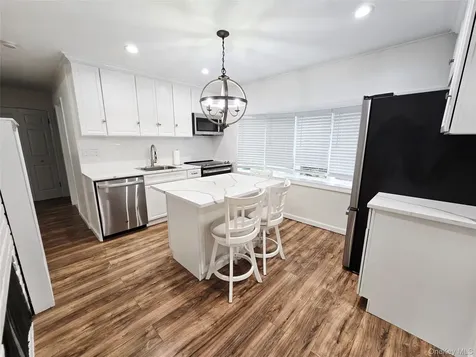 52 Mist Lane Westbury NY 11590