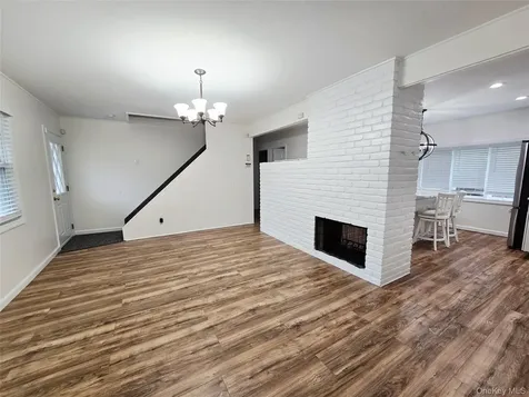 52 Mist Lane Westbury NY 11590