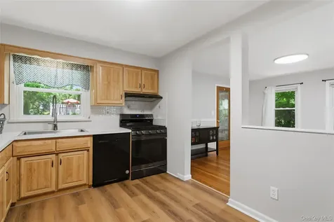 50 Larkspur Drive Brewster NY 10509