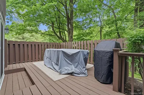 2 Timberland Pass Chappaqua NY 10514