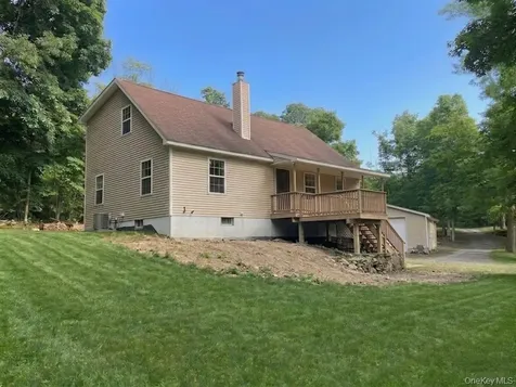 176 Downing Road Pleasant Valley NY 12569