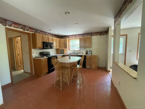 176 Downing Road Pleasant Valley NY 12569