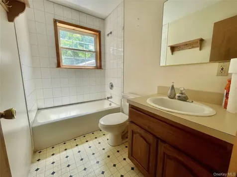 176 Downing Road Pleasant Valley NY 12569