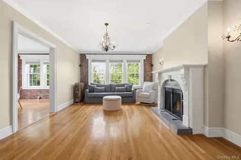 87 N Broadway White Plains NY 10603