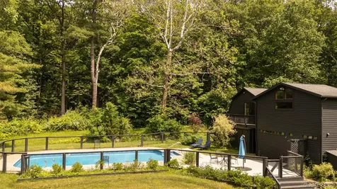 11-15 Morton Road Rhinebeck NY 12572