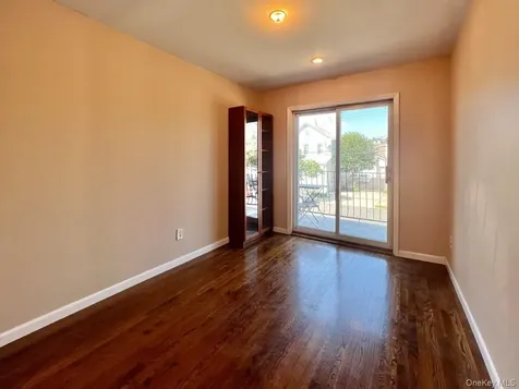 310 Delaware Avenue Staten Island NY 10305