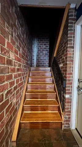 310 Delaware Avenue Staten Island NY 10305