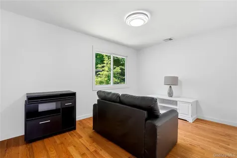 170 Barger Street Putnam Valley NY 10579