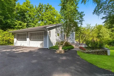 170 Barger Street Putnam Valley NY 10579
