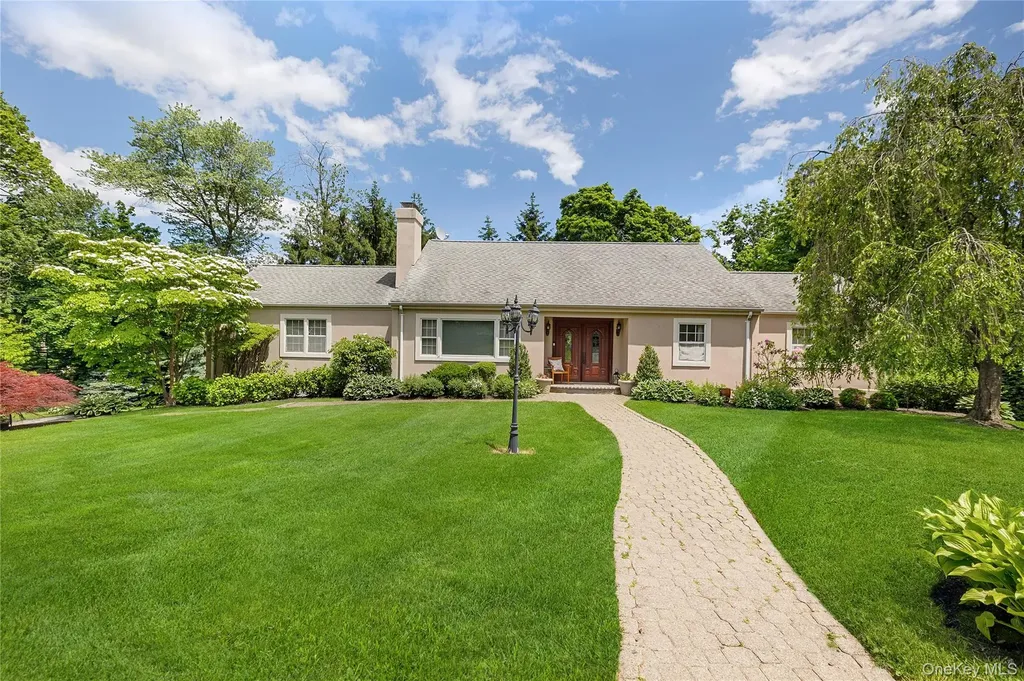 1 Hunting Ridge Road White Plains NY 10605