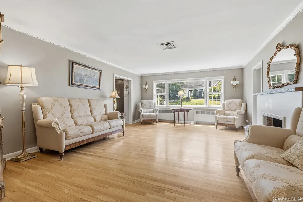 1 Hunting Ridge Road White Plains NY 10605