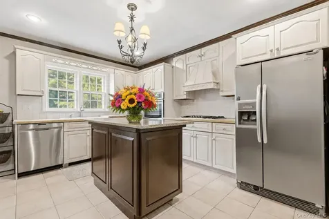 1 Hunting Ridge Road White Plains NY 10605