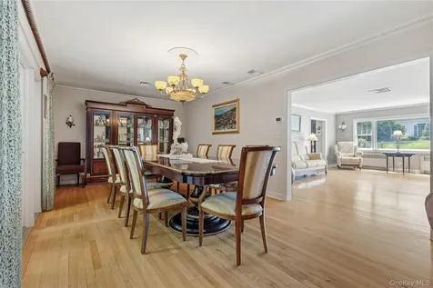 1 Hunting Ridge Road White Plains NY 10605