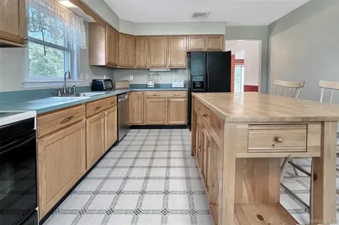 98 Oil City Road Pine Island NY 10969