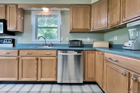 98 Oil City Road Pine Island NY 10969