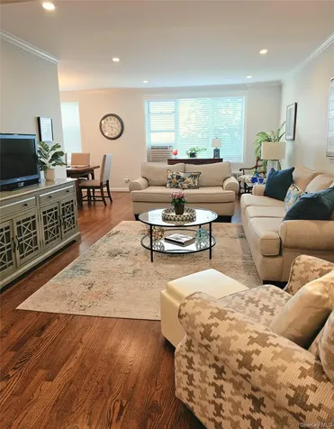 1 Oakridge Place Eastchester NY 10709
