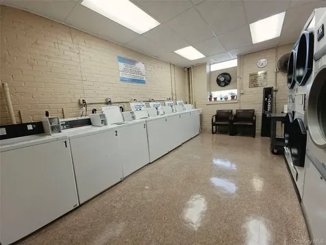 1 Oakridge Place Eastchester NY 10709