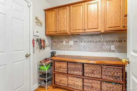 202 Pondview Loop Wappingers Falls NY 12590