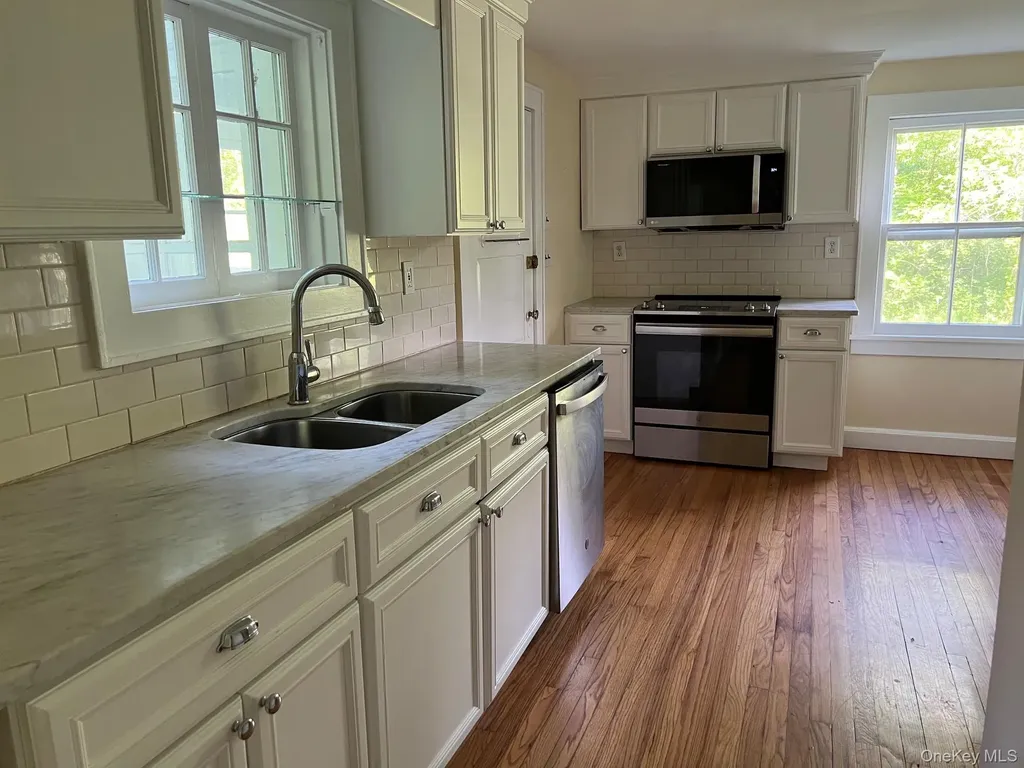 559 Shunpike Millbrook NY 12545