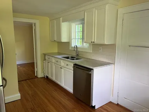 559 Shunpike Millbrook NY 12545