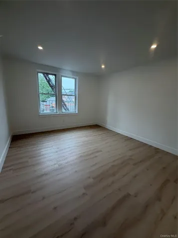 3105 Roberts Avenue Bronx NY 10461