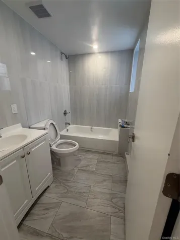 3105 Roberts Avenue Bronx NY 10461